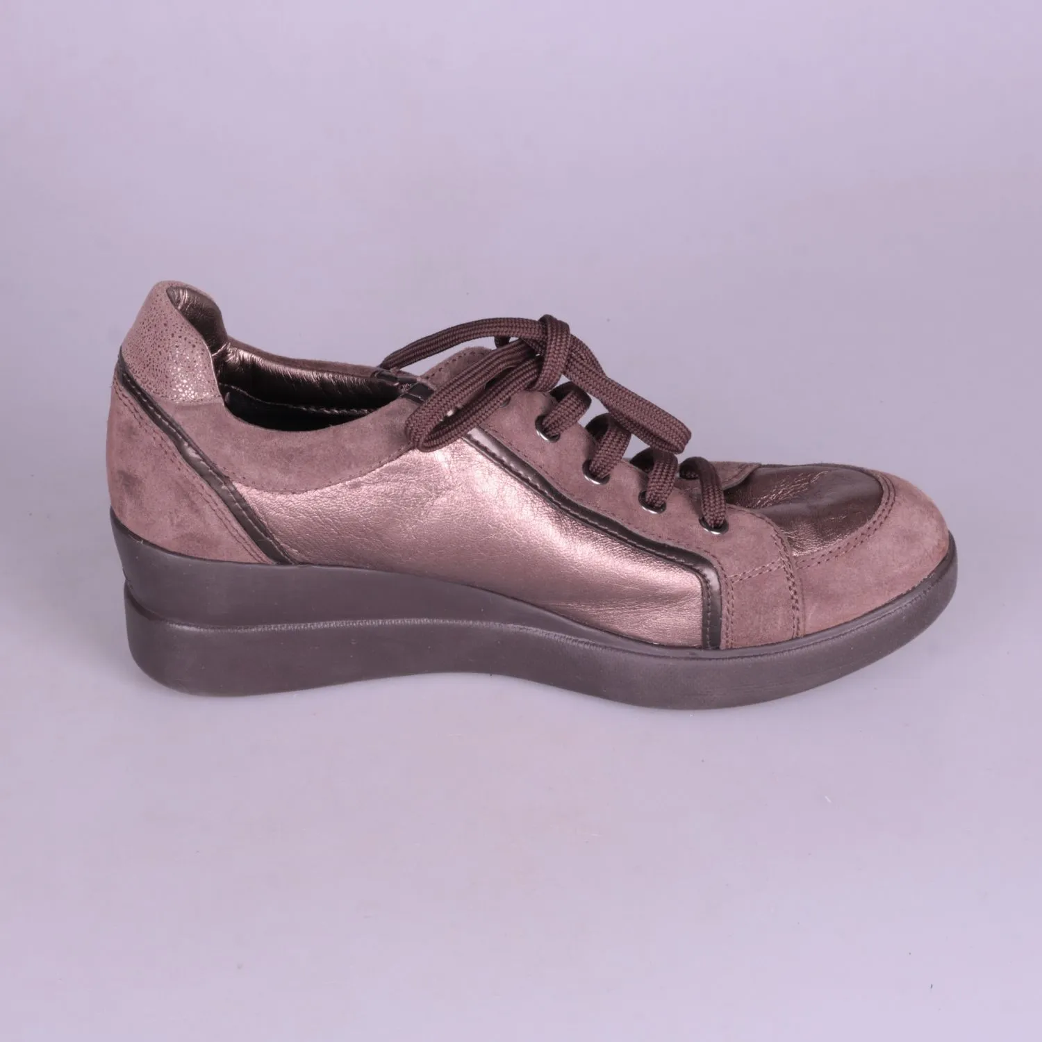 кроссовки Geox